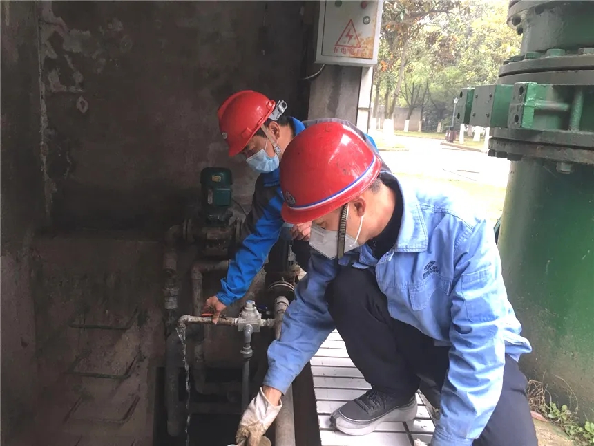 1585103562526617.jpg 1585103562526617.jpg