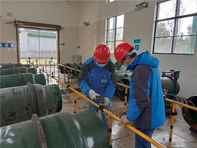 1585107293699349.jpg 640.webp (4).jpg